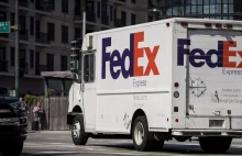 FedEx zwolnił kilkadziesiąt tysięcy pracowników. Akcje firmy lecą w dół