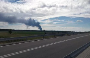 Pożar pod Łaskiem. Dym widać w Pabianicach