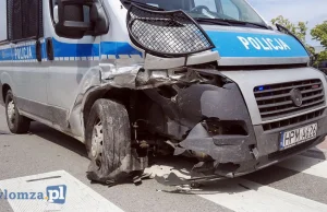 Dwie kolizje, dwa mandaty... dla dwóch policjantów