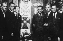 Bohaterów Powstania komuniści wieźli w niemieckich mundurach jako volksdeutschów