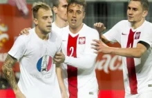 Polska Czechy Grosicki oddaje hołd poległym we Francji po strzeleniu gola