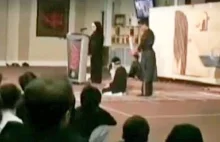 W Kanadyjskim meczecie, uczą 4 letnie dzieci sztuki dekapitacji [ENG]