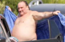 Depardieu pręży klatę na wakacjach. Foto