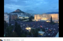 [LIVE] Grecy zbierają się przed parlamentem. O północy Grecja zbankrutuje.