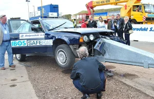 Crash testy najnowszych drogowych barier ochronnych - Polska Wizja Zero 2015