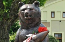 Kolejny pomnik niedźwiedzia Wojtka