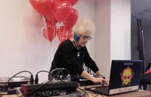 Dj Wika, polka ma 79 lat.