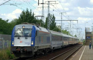 Wrocław: Pasażer wyprowadzony z pociągu, bo obraził homoseksualistów