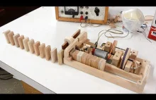 Maszyna do układania domino