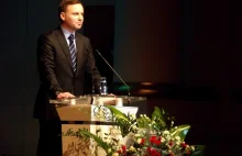 Nowe władze polskie przypomną Ukrainie gloryfikację OUN-UPA
