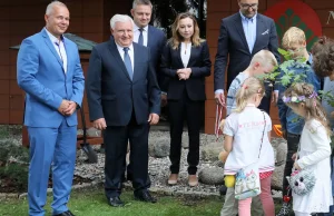 Syn "człowieka Kaczyńskiego" dostał pracę w państwowym banku