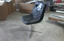 Pomoc w zidentyfikowaniu krzesła.