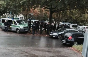 Chemnitz w Niemczech w stanie najwyższego zagrożenia. Policja apeluje o