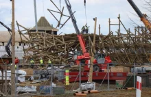 Energylandia. Wiatr uszkodził budowany najw. na świecie drewniany rollercoaster