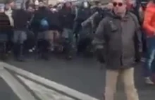 Włochy: Policja zdejmuje kaski w geście solidarności z protestującymi