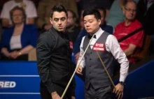 Ronnie O'Sullivan vs Ding Junhui. Od 21minuty Ronnie dziękuję Dingowi za mecz...