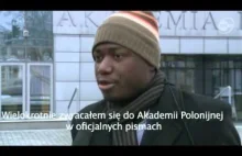 Nigeryjczyk protestuje przed uczelnią. "Akademio, oddaj moje pieniądze!"