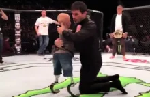 Demian Maia i inni zawodnicy UFC spełniają marzenia chorego chłopca - video