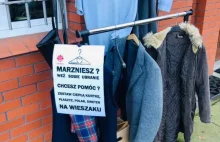 Podzielmy się ciepłymi ubraniami z potrzebującymi!