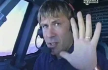 Bruce Dickinson pilotuje Airbusa A320