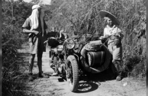 Podróż poślubna znad Niemna do Chin. Na motocyklu. W 1934 r.