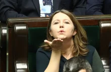 Joanna Lichocka przeprasza za gest w Sejmie. "Nie miałam złych intencji"