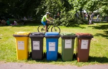 Kraków: Wzrost opłat za śmieci uderzy w singli. Zyskać mają rodziny wielodzietne