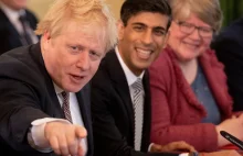 Boris Johnson na wojnie z BBC. Rząd chce zlikwidować abonament, bo ma z...
