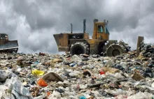 "PNN": Nielegalny wywóz śmieci do Polski nadal kwitnie