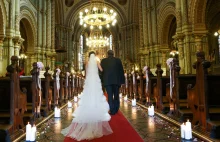 Arcybiskup lubelski zakazał grania "Hallelujah" na ślubach. Wierni są...