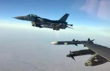 Rosyjskie lotnictwo nad Idlib. Turcja odpowiada ogniem i traci 14 dronów...