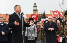 Andrzej Duda o cenach żywności. 'Zdrożał cukier i chleb, ale staniał olej'