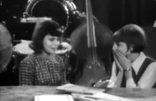 1965 - reakcja dziewczyn i chlopcow na atrakcyjnego nauczyciela ( nauczycielke )