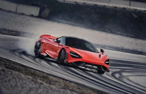 McLaren zaprezentował nowy, ekstremalny model z serii Longtail - 765LT.