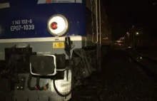 Pociąg towarowy potrącił śmiertelnie kobietę w Skierniewicach