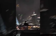 Operator żurawia uwięziony na 115m podczas rozpętania się tornada w Nashville