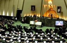 Koronawirus w irańskim parlamencie. Wykryto go już u 8% parlamentarzystów.
