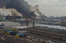 Poważny pożar na terenach portowych w Gdyni (foto)