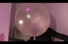 Balon z gumy do żucia (ʘ‿ʘ)