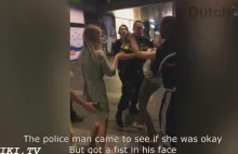 Holenderski policjant nokautuje blondynkę, która zaatakowała go podczas...
