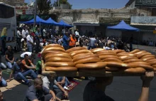 Zamach Izraela na palestyński chleb