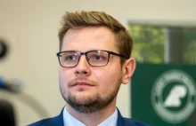 Zarażony koronawirusem minister Michał Woś czuje się gorzej