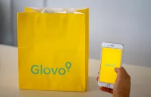 Glovo prosi o zdjęcia dowodu osobistego i karty płatniczej