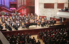 "Nie zostawimy melomanów bez muzyki". Opery i filharmonie grają online