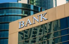 Banki reagują na koronawirusa. Lista zmian m.in w mBank, Santader czy PKO