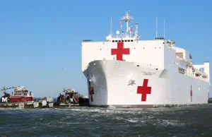 COVID-19: Pentagon aktywuje okręty szpitalne