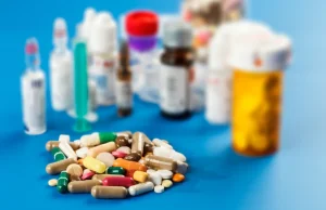 Rynek farmaceutyczny wart ponad 36 mld zł. W marcu apteki przeżywają oblężenie