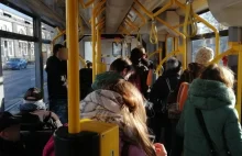 [Poznań] Ścisk w tramwajach i autobusach po zawieszeniu części linii