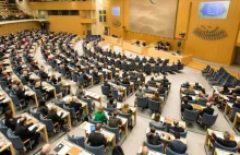 Szwecja: Parlament zmniejszył proporcjonalnie liczbę posłów z powodu pandemii