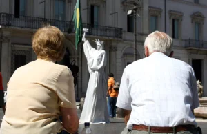 101-latek, który urodził się w czasach grypy hiszpanki, teraz pokonał Covid-19!